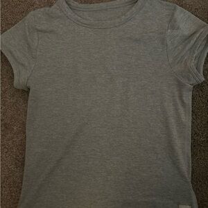 Vuori Women's Gray Short Sleeve Tee (Sample/Pre-Production)